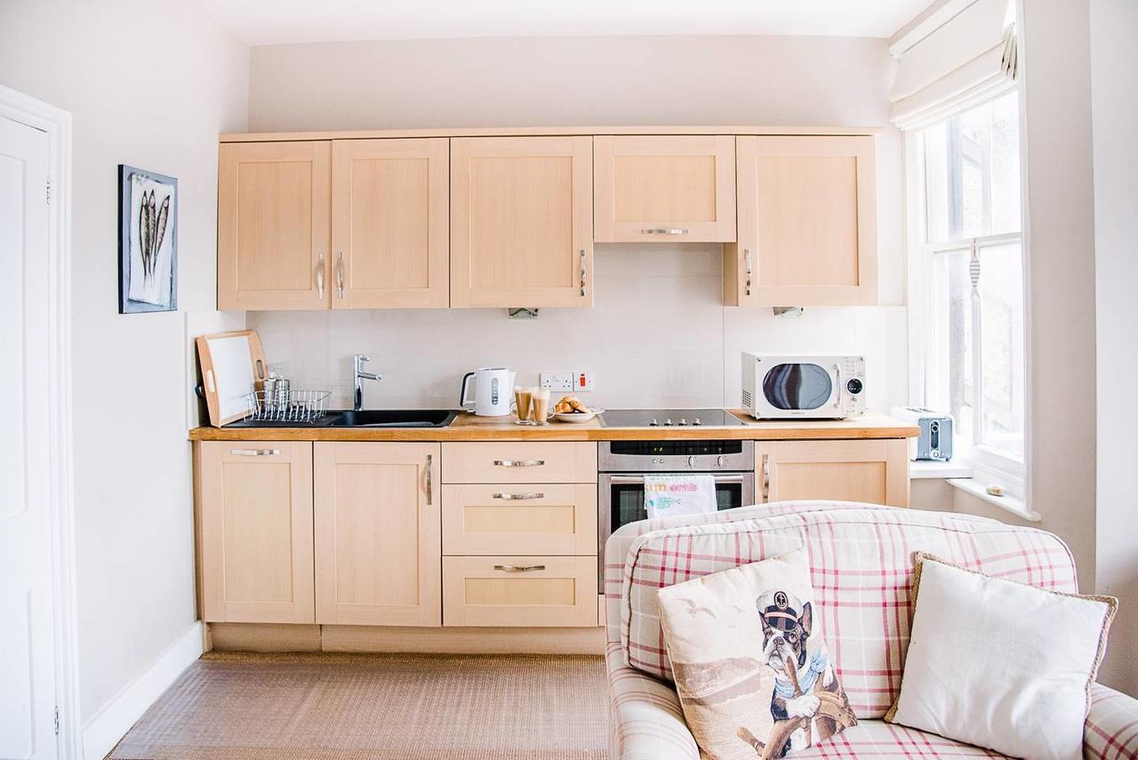 Serendipity, Aldeburgh - An Apartment On The High Street! Exteriör bild